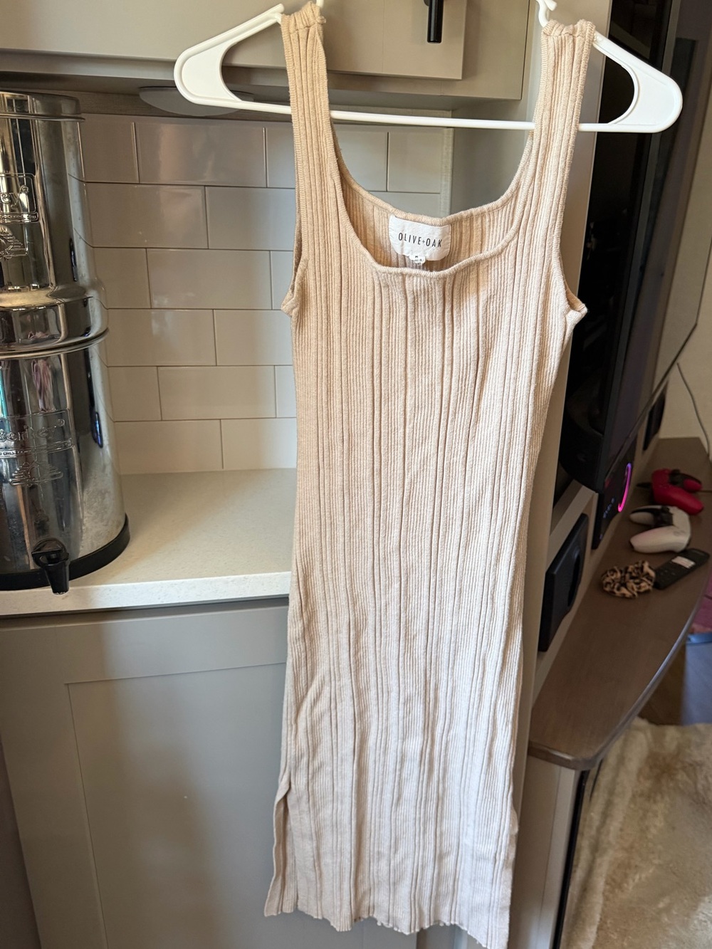 Olive & Oak Neutral Ribbed Tank Midi Dress - Cream